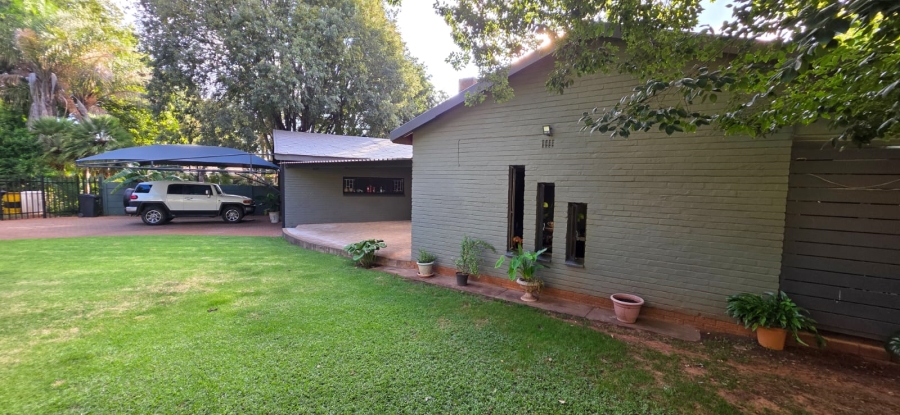 3 Bedroom Property for Sale in Flamwood North West